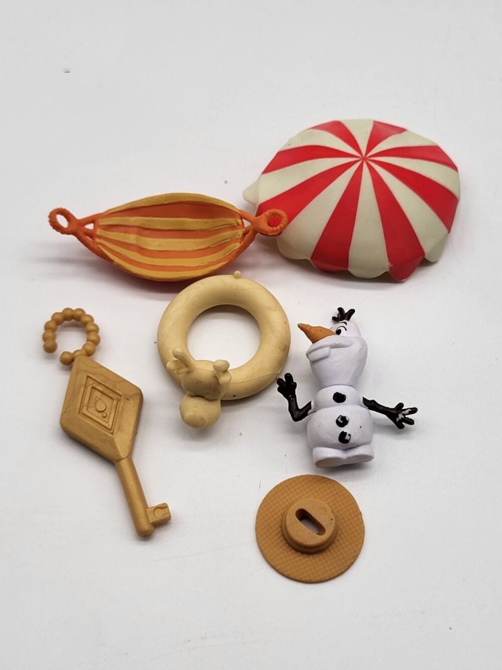 Disney Pop Adventures Frozen II Olaf's Bedroom MISC Replacement Part Pieces Key